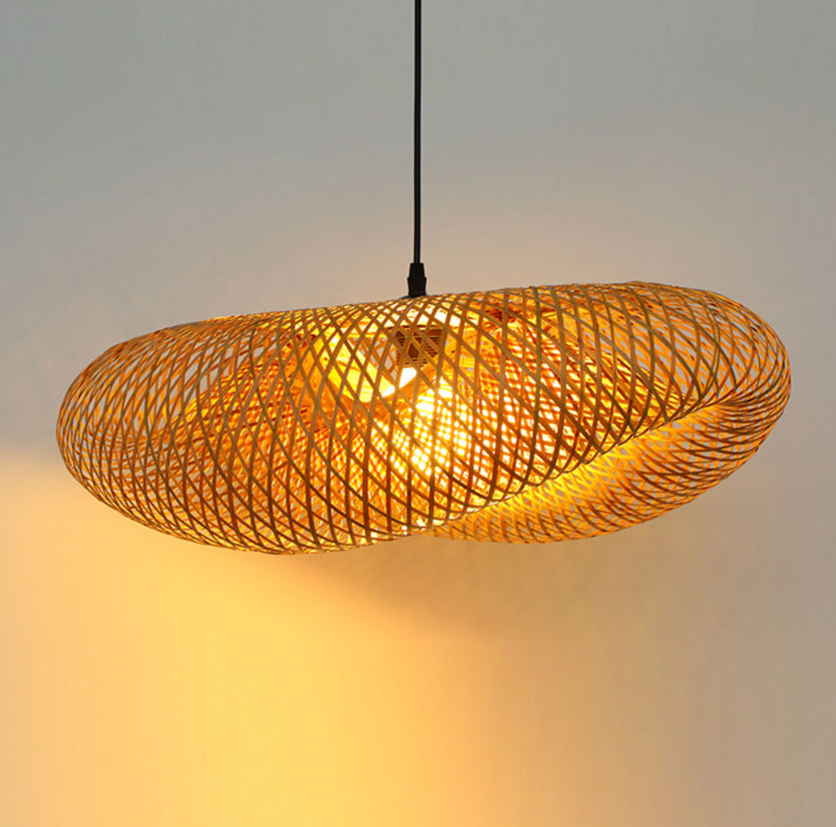 Wooden Bamboo Pendant Light – Natural Woven Hanging Lamp for Home & Restaurant